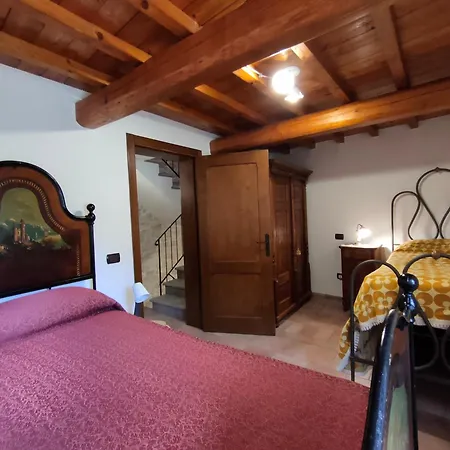 Cottege In Pietra Sul Fiume Сasa de vacaciones *