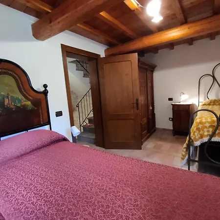 Cottege In Pietra Sul Fiume Hébergement de vacances Frontone