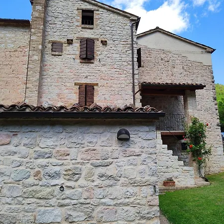 Cottege In Pietra Sul Fiume