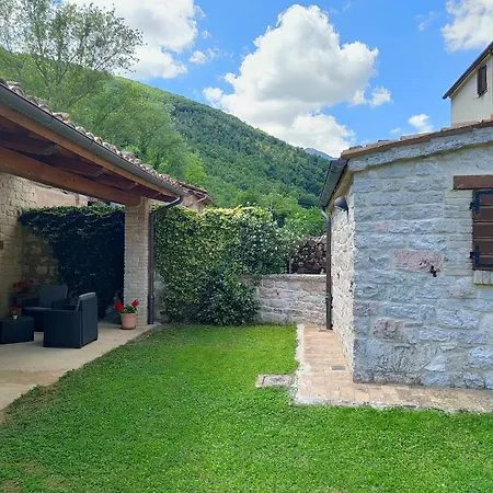 Cottege In Pietra Sul Fiume Сasa de vacaciones